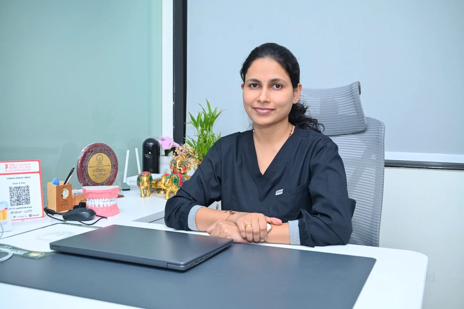 Portrait of Dr. Nandini Pratik Ingale, BDS, PGDCC, dentist at Vidmahi Bright Smile in Nigdi, Pune